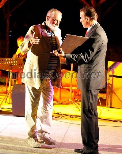 Jože Snoj, pesnik in dobitnik Veronikine nagrade 2009 ter Bojan Šrot, župan Celja