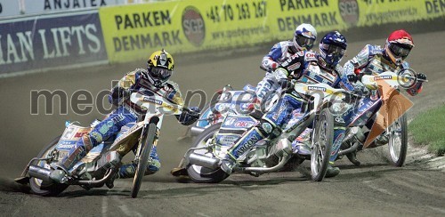 Od leve: Tony Rickardsson (Švedska), Jaroslaw Hampel (Poljska), Bjarne Pedersen (Danska) in Jason Crump (Avstralija)