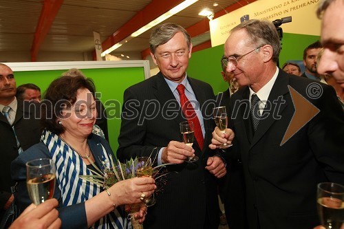 Barbara Miklič Türk, soproga Danila Türka, dr. Danilo Türk, predsednik Republike Slovenije in Janez Erjavec, direktor Pomurskega sejma