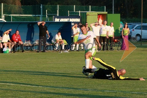 ... in Nani Matjašič, urednik časnika Športne Novice