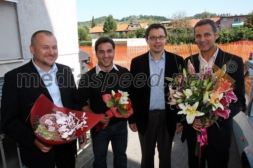 Franc Kangler, župan Mestne občine Maribor, Tim Ribič, tenorist,  	Janko Kastelic, umetniški vodja Opere in baleta SNG Maribor in Danilo Rošker, direktor SNG Maribor