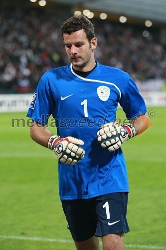 Samir Handanovič, vratar slovenske nogometne reprezentance