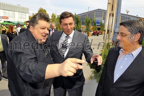 Janez Furman, duhovnik, Borut Pahor, predsednik Vlade RS in Matjaž Han, poslanec