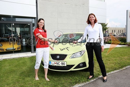 Maja Tvrdy, igralka badmintona in Simona Mavsar, direktorica znamke Seat pri Porsche Slovenija