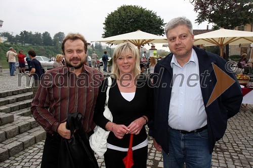 Andrej Borko, pomočnik direktorja Narodnega doma, Tatjana Mileta, direktorica GIZ-a in mestna svetnica MOM-a in Andrej Verlič, podžupan Marbora