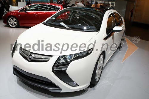 Opel Ampera