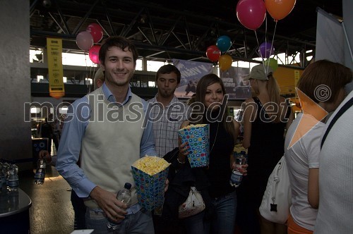 Gregor Bolčina, moderator Radia 1 in Špela Jereb, Playboyeva zajčica