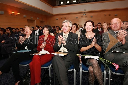 Valentina Plemenitaš, direktorica mariborske območne službe Zavoda Republike Slovenije za zaposlovanje, mag. Aleksandra Podgornik, direktorica Štajerske gospodarske zbornice, mag. Samo Hribar Milič, generalni direktor GZS, mag. Majda Kralj, direktorica poslovnega sistema Academia in Milan Mikl, podžupan Mestne občine Maribor