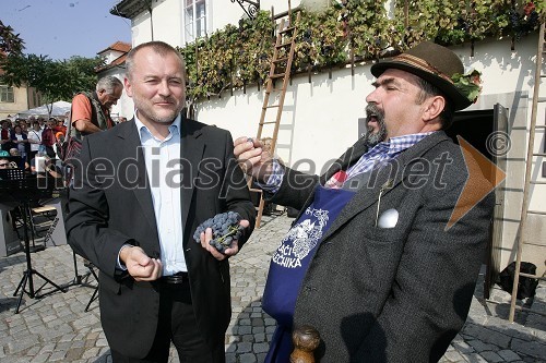 Franc Kangler, župan Maribora in Alojz Jenuš - Slavek, outar ter brač iz Malečnika