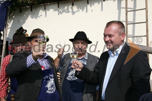 Franc Kangler, župan Maribora z brači iz Malečnika