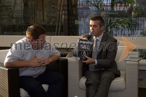 Peter Frankl, direktor in odgovorni urednik časnika Finance in Uroš Skuhala, direktor časnika Večer  	