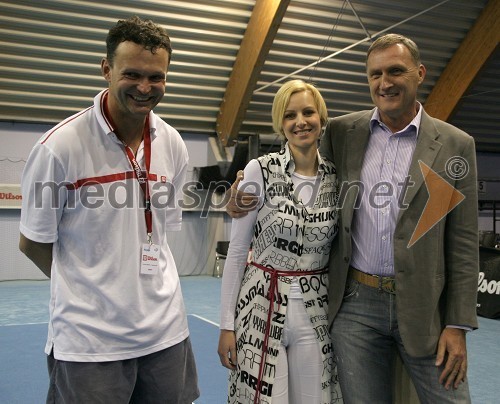 Iztok Bombač, teniški trener, Anja Tomažin Križnik, voditeljica oddaje TLP na TV Slovenija in Edo Oven, predstavnik BTC