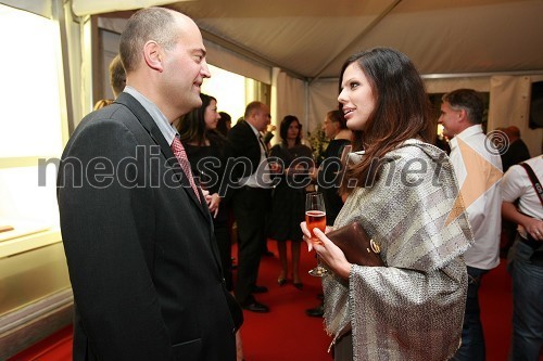 Matej Bregant, Slowatch in Sabina Remar, Miss Universe 2004 in manekenka