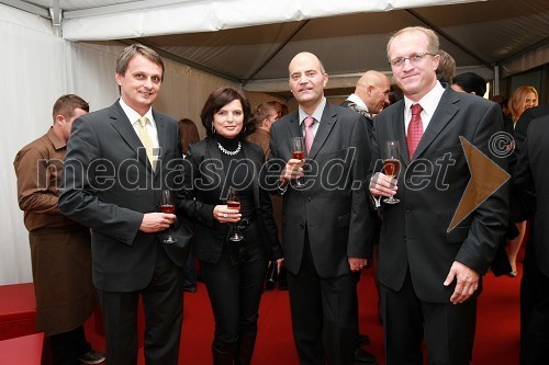 Tomaž Kancler, arhitekt in in žena Romana Kancler, direktorica SEB d.o.o., Matej Bregant, Slowatch in Matjaž Šteblaj, Slowatch