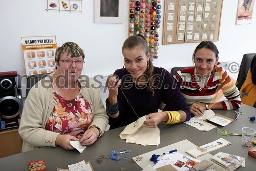 Tina Petelin, Miss Slovenije 2009, na obisku v Varstveno delovnem centru (VDC) Polž Maribor