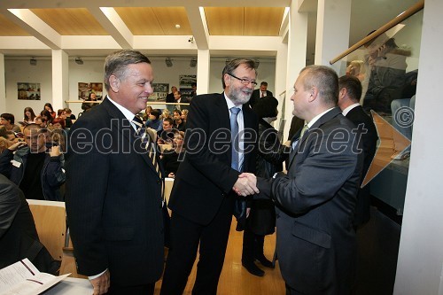 Prof. dr. Ivan Krajnc, dekan Medicinske fakultete Univerze v Mariboru, prof. dr. Ivan Rozman, rektor Univerze v Mariboru in Franc Kangler, župan Mestne občine Maribor