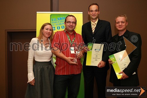 Mateja Edelbaher in Mitja Blagajac, komunikacijska skupina SPEM in mag. Aleksander Salkič, Petrol in predsednik PRSS (Slovensko društvo za odnose z javnostmi) ter Aleš Miklaužič, komunikacijska skupina SPEM