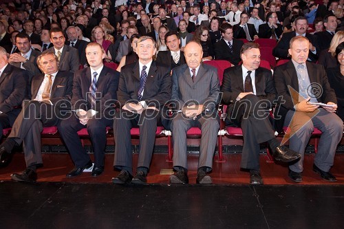 Hetem Ramadani, Salbatring International d.o.o, Dr. Matej Lahovnik, minister za gospodarstvo, Dr. Danilo Türk, predsednik Republike Slovenije, Branko Pavlin, predsednik uprave časopisne družbe Dnevnik, Zoran Jankovič, župan Ljubljane in Ali Žerdin, odgovorni urednik časnika Dnevnik