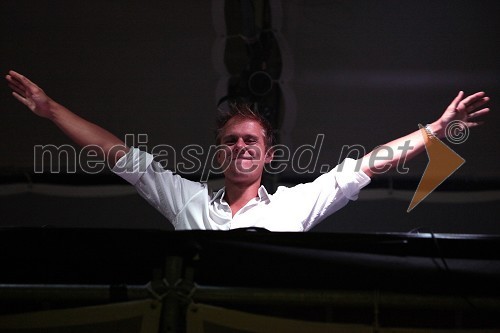 Armin Van Bureen, dj