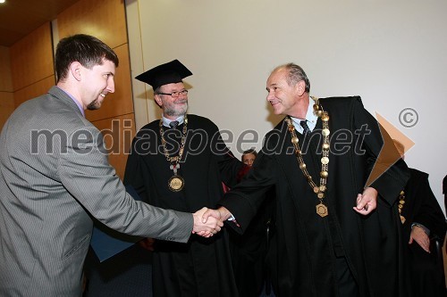 Dr. Marcel Ropotar, Fakulteta za kemijo in kemijsko tehnologijo Univerze v Mariboru, prof. dr. Ivan Rozman, rektor Univerze v Mariboru in ...
