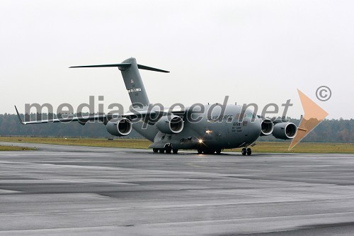 C-17 Globemaster III (McDonnell Douglas/Boeing)