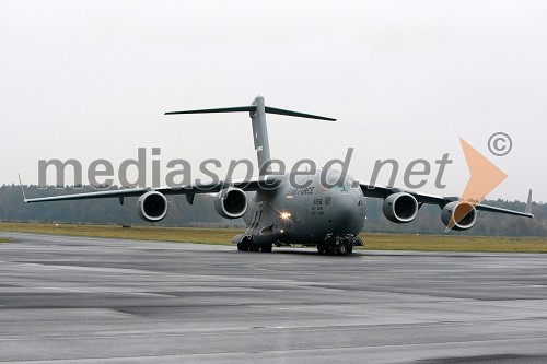 C-17 Globemaster III (McDonnell Douglas/Boeing)