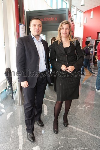 Izzivi analiz medijskih objav, mednarodna konferenca