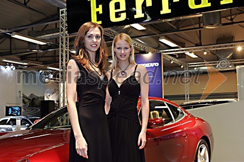 Ferrarijevi hostesi