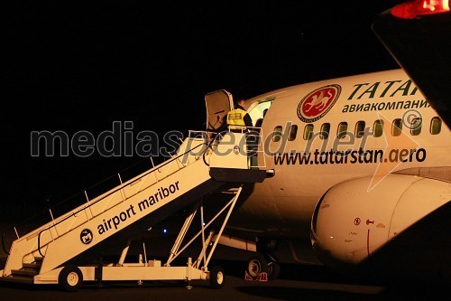 Boeing 737-322, VQ-BAP, Tatarstan Airlines