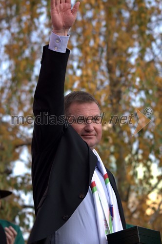 Matjaž Kek, selektor slovenske nogometne reprezentance