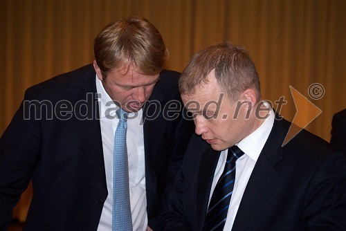 Gregor Golobič, minister za visoko šolstvo, znanost in tehnologijo in dr. Matej Lahovnik, minister za gospodarstvo