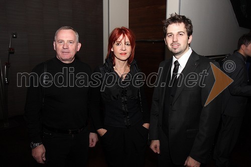 Boris Vugrinec, urednik fotografije pri časniku Večer, Miša Vugrinec, urednica Večerove priloge Bonbon in Simon Tantegel, 
predsednik Rotaract club Maribor 
