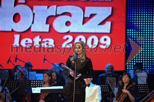 	Katarina Kresal, ministrica za notranje zadeve in Politični obraz leta 2009