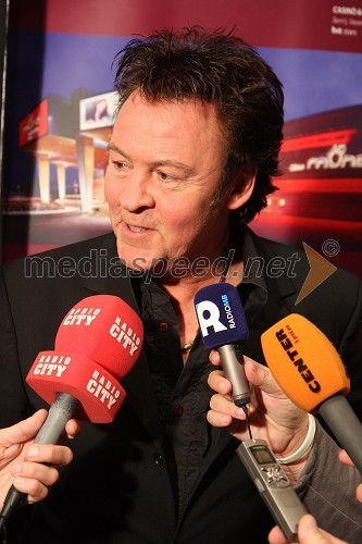 Paul Young, koncert ob drugi obletnici Monda