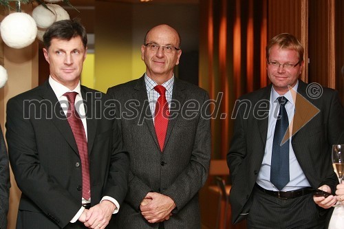 Heinz Slesak, generalni direktor Porsche Slovenija d.o.o., Darko Horvat, direktor programa Audi pri Porsche Slovenija d.o.o. in Marko Škriba, direktor znamke Volkswagen pri Porsche Slovenija d.o.o.