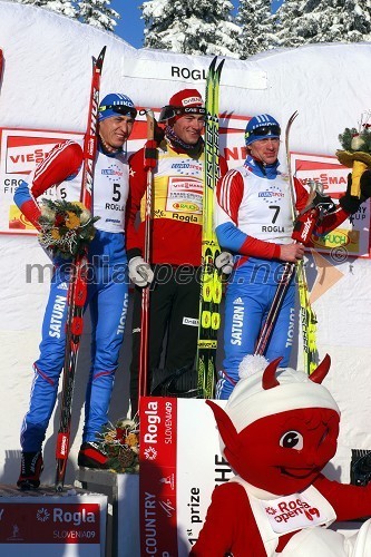 2. mesto: Aleksander Legkov, Rusija, 1. mesto: Petter Northug, Norveška in 3. mesto: Maksim Vjalegžanin, Rusija