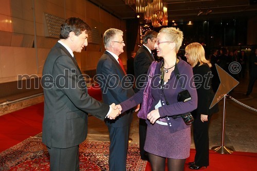 Borut Pahor, predsednik Vlade Republike Slovenije in Alenka Žavbi, fotografinja in novinarka