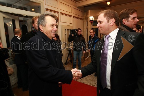 Anton Guzej, generalni direktor RTV Slovenija in Matej Raščan, direktor in lastnik podjetja Rašica Point d.o.o. ter podjetja Delo revije, d.d.