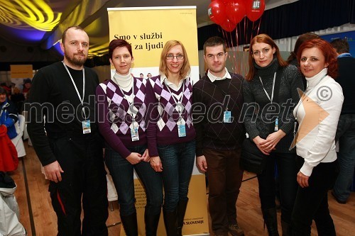 Marjan Osvald, direktor sektorja za mednarodne odnose Pošta Slovenije, Katja Krajnc, mag. Simona Koser Šavora, Uroš Kelbič, sektor za trženje Pošta Slovenije, Ana Sešek Kuntu, namestnica direktorice sektorja za trženje Pošta Slovenije in Sabina Podkrižnik, direktorica sektorja za trženje Pošta Slovenije