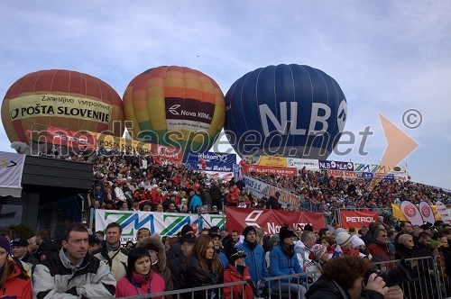 Tribuna na Snežnem stadionu