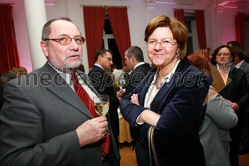 Drago Pogorevčnik in Tatjana Novak, direktorica podjetja Press Clipping
