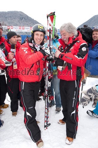 	Marcel Hirscher, smučar (Avstrija) in zmagovalec veleslaloma za 49. Pokal Vitranc ter Robert Brunner, trener avstrijske smučarske reprezentance