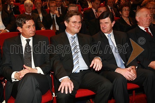 Borut Pahor, predsednik Vlade RS, Zdenko Pavček, predsednik GZS in predsednik uprave družbe Skupina Viator & Vektor d.d., mag. Blaž Kavčič, predsednik Državnega sveta RS ter Janez Bohorič, predsednik uprave Sava d.d.   
 
