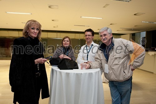 Božena Zabret, producentka, Dijana Štraus Svetlik, urednica projekta Ema 2010, Andrej Hofer, glasbeni urednik TV Slovenija in Petar Radović, odgovorni urednik razvedrilnega programa RTV Slovenija