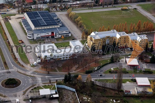 Univerzitetni športni center Leona Štuklja, ŠTUK Maribor, Študentski domovi Maribor