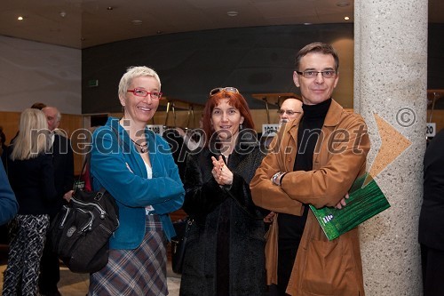 Alenka Žavbi, fotografinja, Barbara Hieng Samobor, direktorica MGL in Igor Samobor, igralec