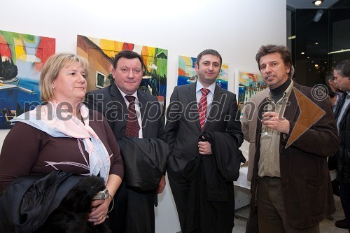 Stanislav Krulić, vojaški ataše na hrvaški ambasadi in soproga Ksenija, Ivan Sabolič, Hrvaška ambasada in Nenad Marasović, akademski slikar