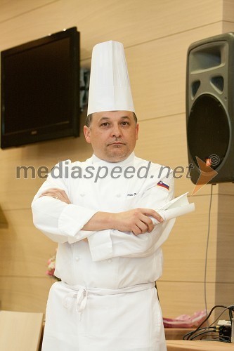 Branko Podmenik, lastnik srebrne medalje v kulinariki, šef kuhinje v restavraciji Borbona