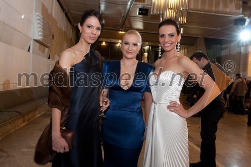 Sabina Remar, Miss Universe 2004, Danica Lovenjak, vremenarka in Mirela Korač, miss Universe Slovenije 2009