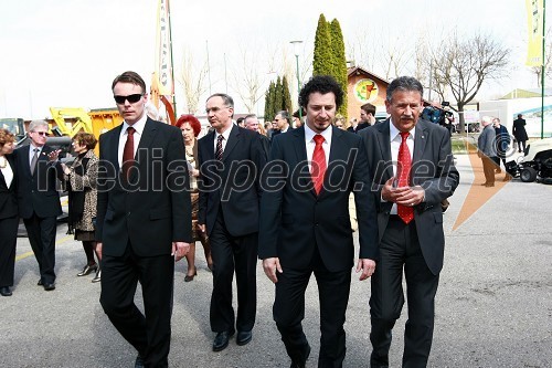 Henrik Gjerkeš, minister za lokalno samoupravo, Janez Erjavec, direktor podjetja Pomurski sejem, dr. Patrick Vlačič, minister za promet in Anton Kampuš, župan občine Gornja Radgona ter poslanec